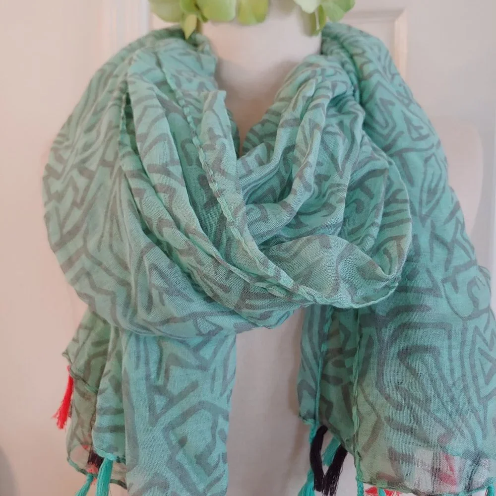 Abstract Mint and Gray Oversized Scarf  | New - Picture 3 of 7